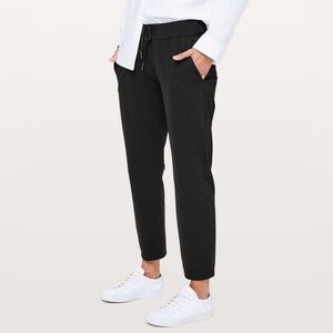 Lululemon - Black Luxtreme On the Fly Pants